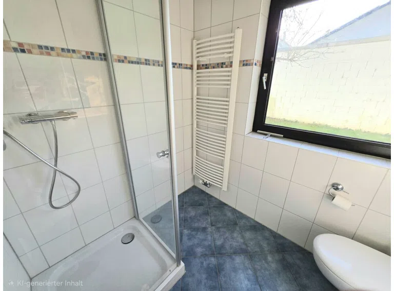 Bad mit Dusche UG
