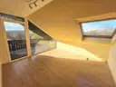 Zimmer mit Loggia DG