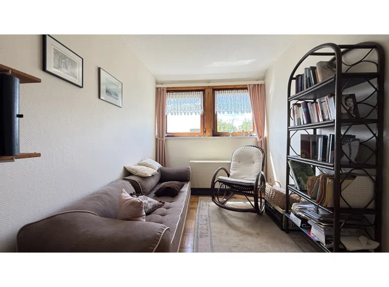Schlafzimmer 2 DG
