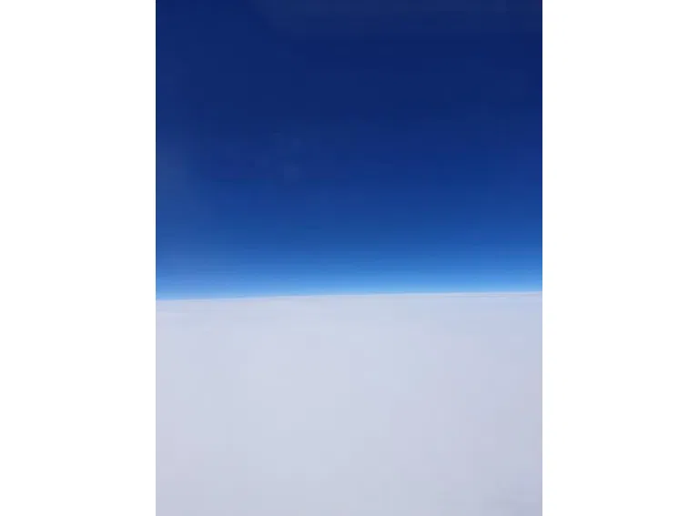 Ueber-den-Wolken