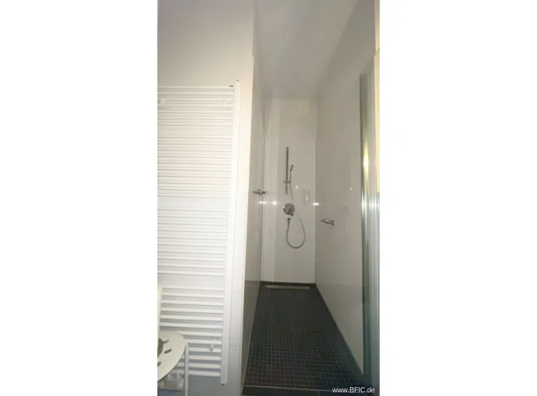 Bad Dusche