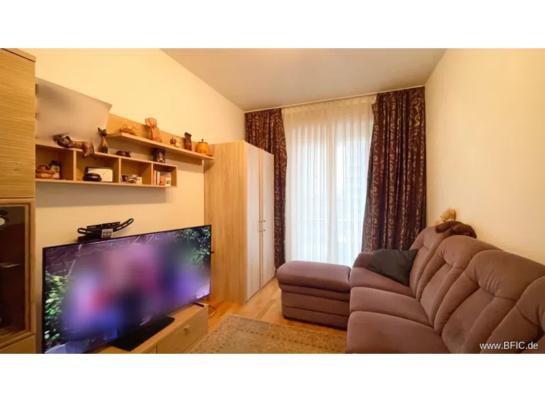 2. Schlafzimmer
