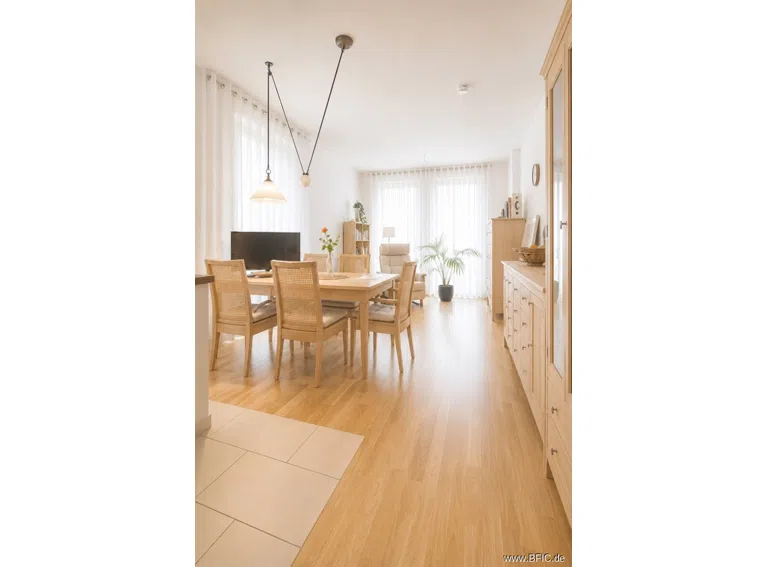 Wohnzimmer b