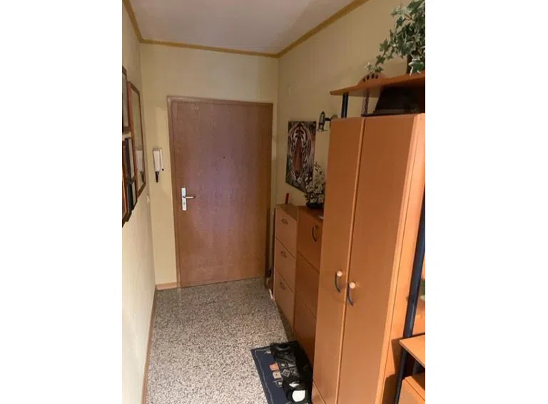 Flur Wohnungseingangstür