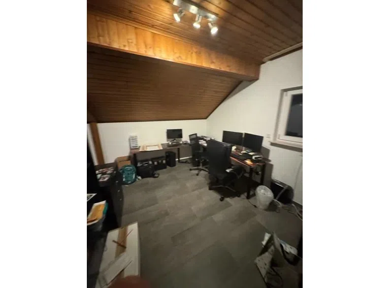 56 Zi 1 im OG