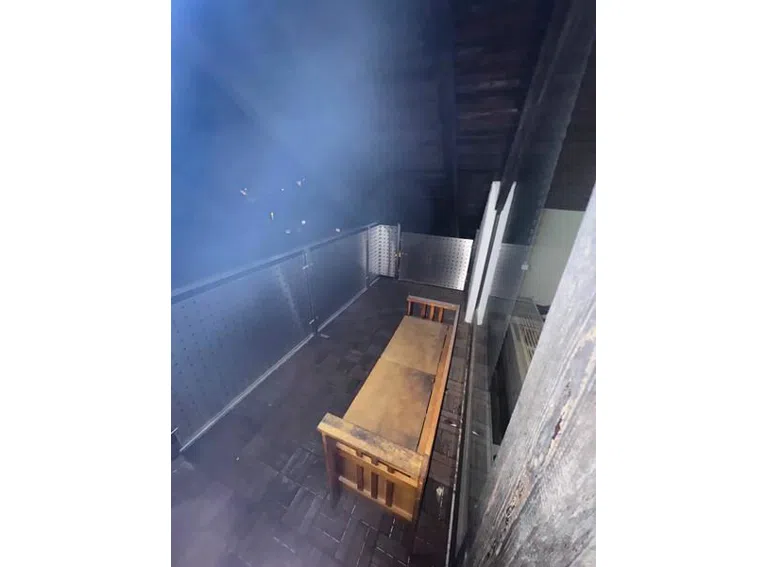 70 Balkon im OG