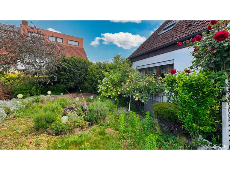 Garten, Hausansicht