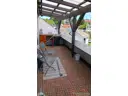 überdachter Balkon