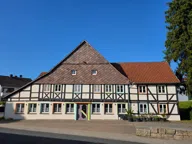 Bild von Großes Fachwerk-Anwesen für Wohnen und Gewerbe in Häuser, in Halle - Kreis Holzminden, 343.0 m², 16.0 Zi., Bj. 1789