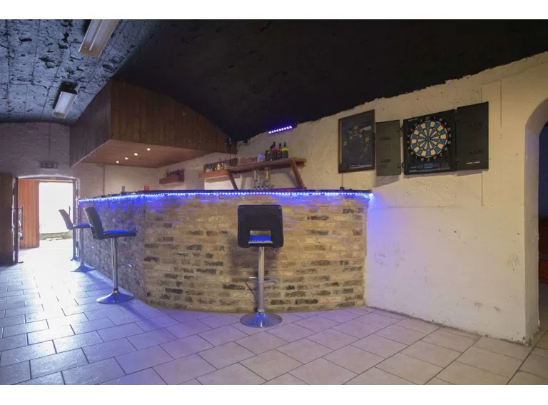 Kellerbar