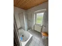 11 EG Wanne Dusche WC