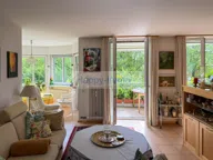 Bild von Gepflegte, große 2-Zimmer-ETW mit verglastem Westerker & Eigentumswohnungen, in Kirchheim b.München, 78.00 m², 2.00 Zi., Bj. 1984