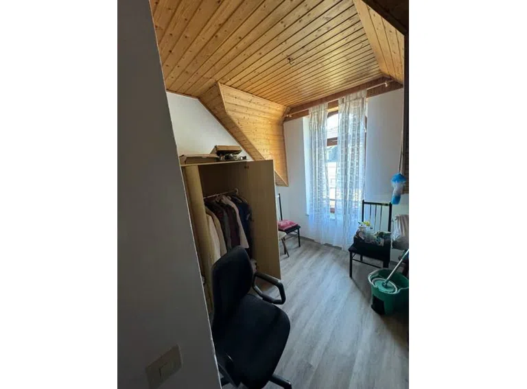 8 Schlafzimmer