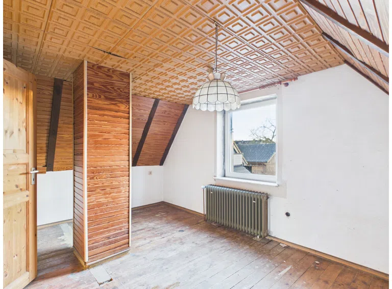 Zimmer OG -- Lütt Immobilien Laboe.jpg
