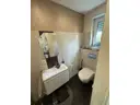 9 Gäste WC