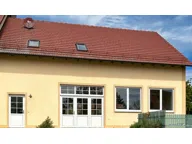Titelbild für In ruhiger Lage von Moorenweis steht diese großzügige Büro- bzw.
