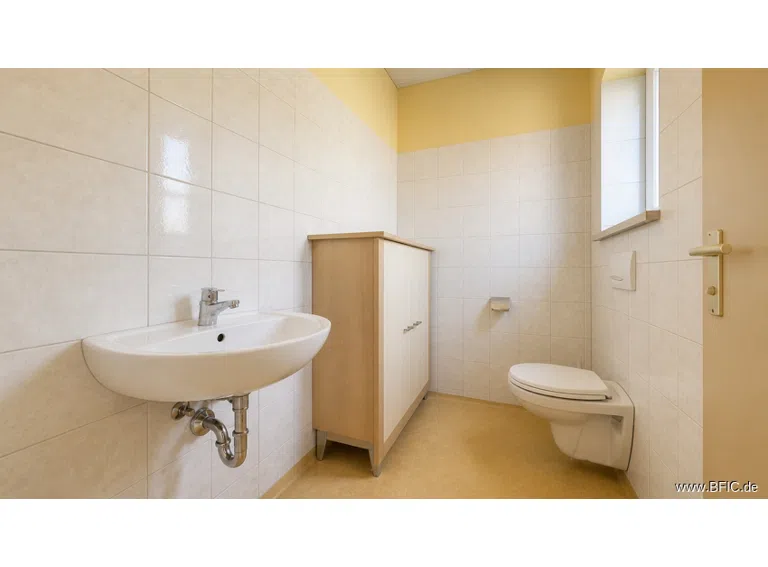 WC im EG