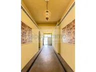 Titelbild für Die Maisonettewohnung befindet sich im ruhigen Innenhofgebäude eines denkmalgeschützten Mehrfamilienhauses