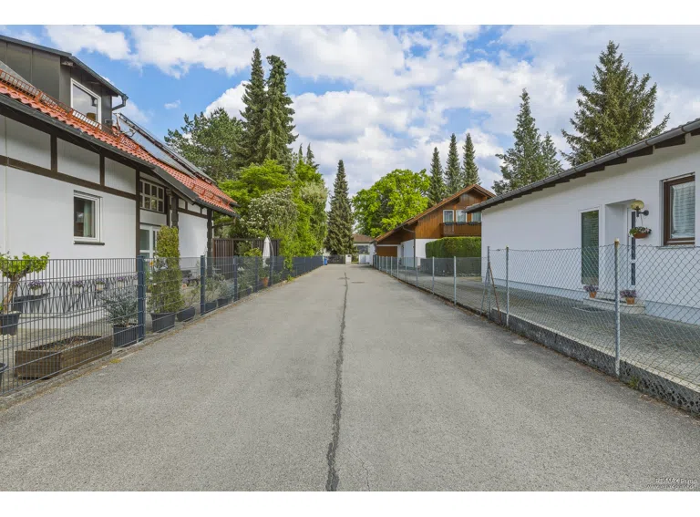 Privates Wegegrundstück mit zusätzlichem Rückzugscharakter