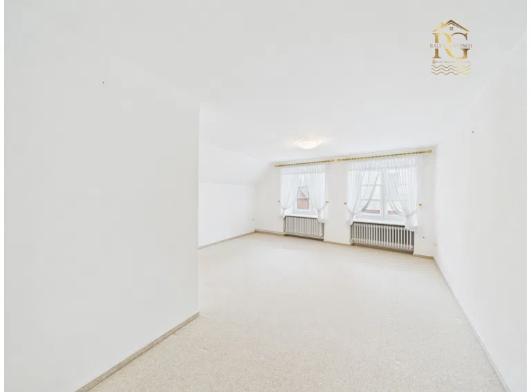 Schlafzimmer 4