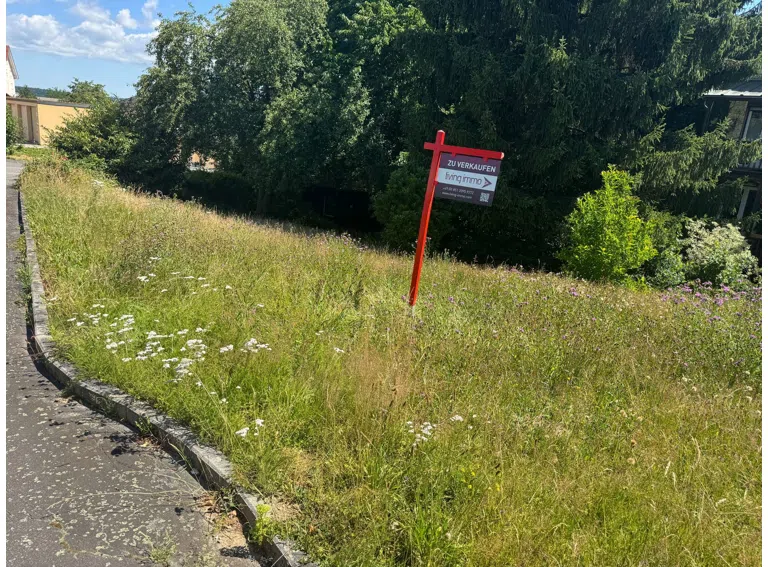 Grundstück