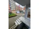 25 Treppe zum hof mit Balkon