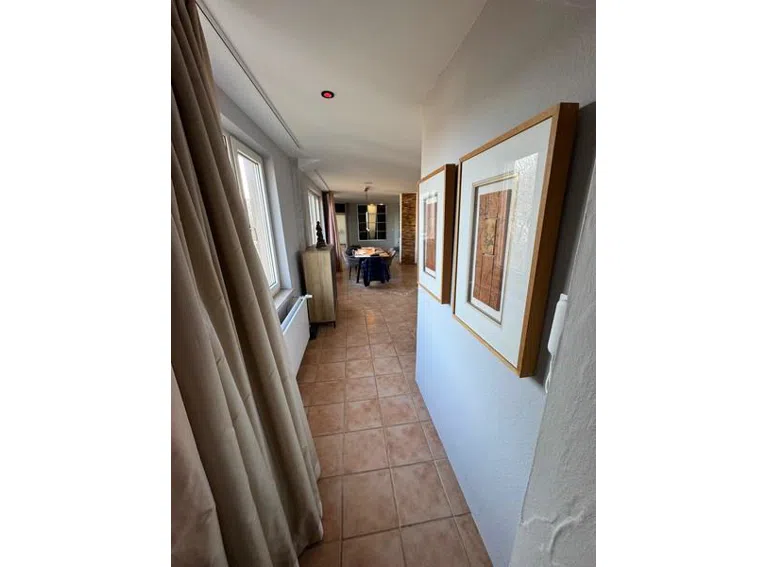 9 Gang zum Loft und Eßbereich