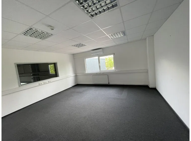 Büro - Lütt Immobilien