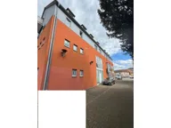 Titelbild für Diese attraktive Vierzimmer-Penthouse-Wohnung wurde im Jahr 2000 erbaut und zuletzt