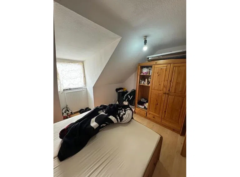14 Schlafzimmer