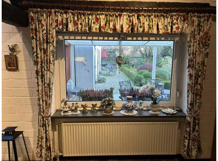 10 EG Esszimmer Gartenblick