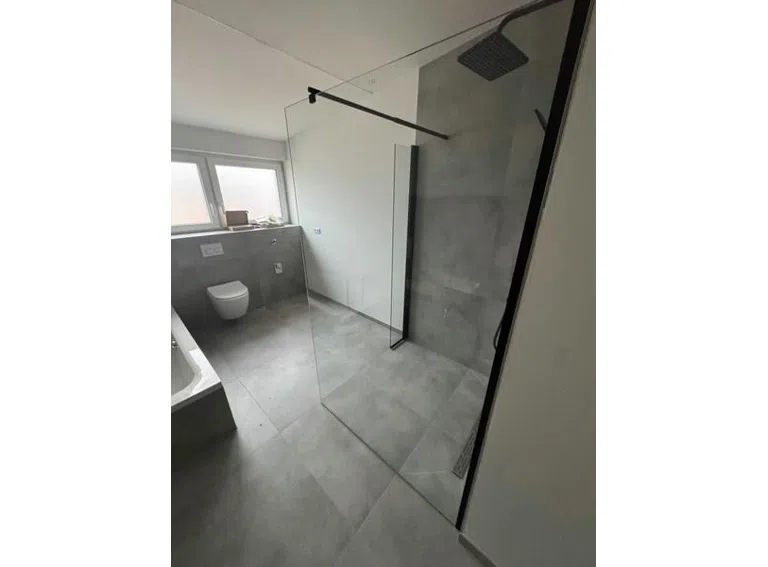 27 Bad mit Du und WC