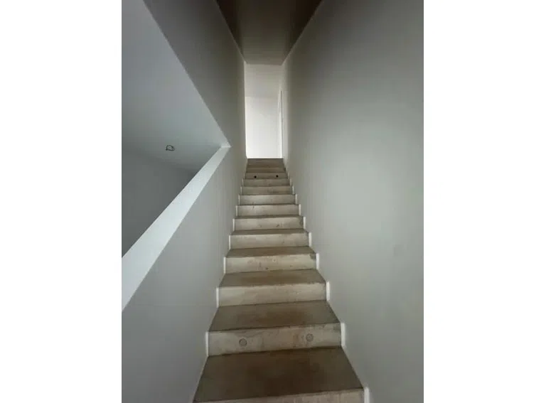 24a Treppe zum OG