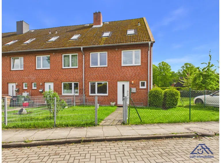 Vorgarten - Lütt Immobilien - Selent.jpg