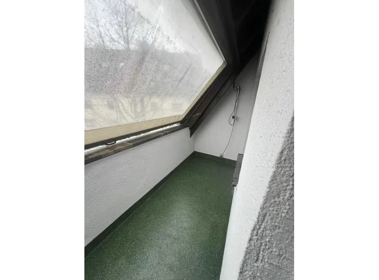 8 geschützter Balkon