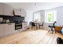 Wohnzimmer mit Küche