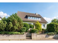 Bild von WRS Immobilien - käuferprovisionsfrei - Wiesbaden-Bierstadt - Häuser, in Wiesbaden, 184.48 m², 8.0 Zi., Bj. 1962