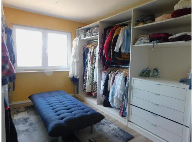 BB24 Ankleidezimmer