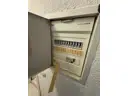 4 Flur mit UV