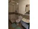 6 Bad mit Dusche